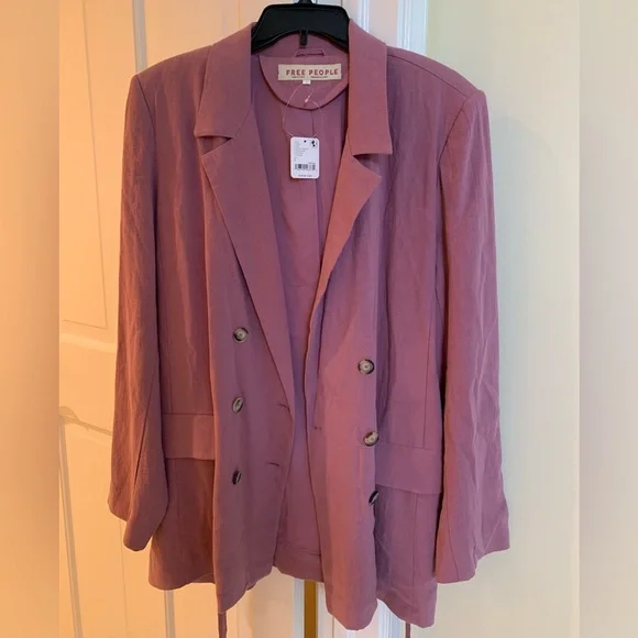 Free People Olivia Blazer in Dried Currant - Picture 3 of 5